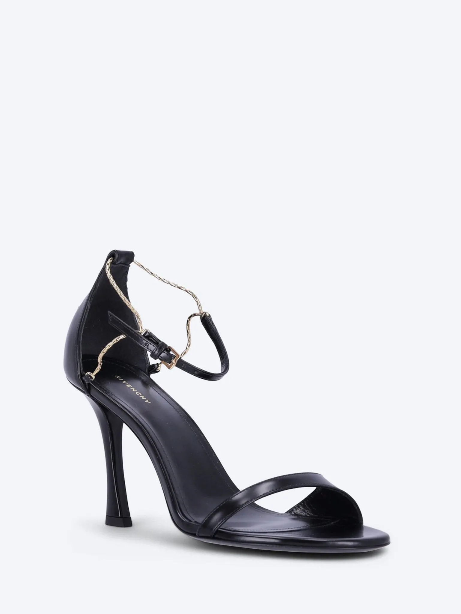 4g liquid sandals