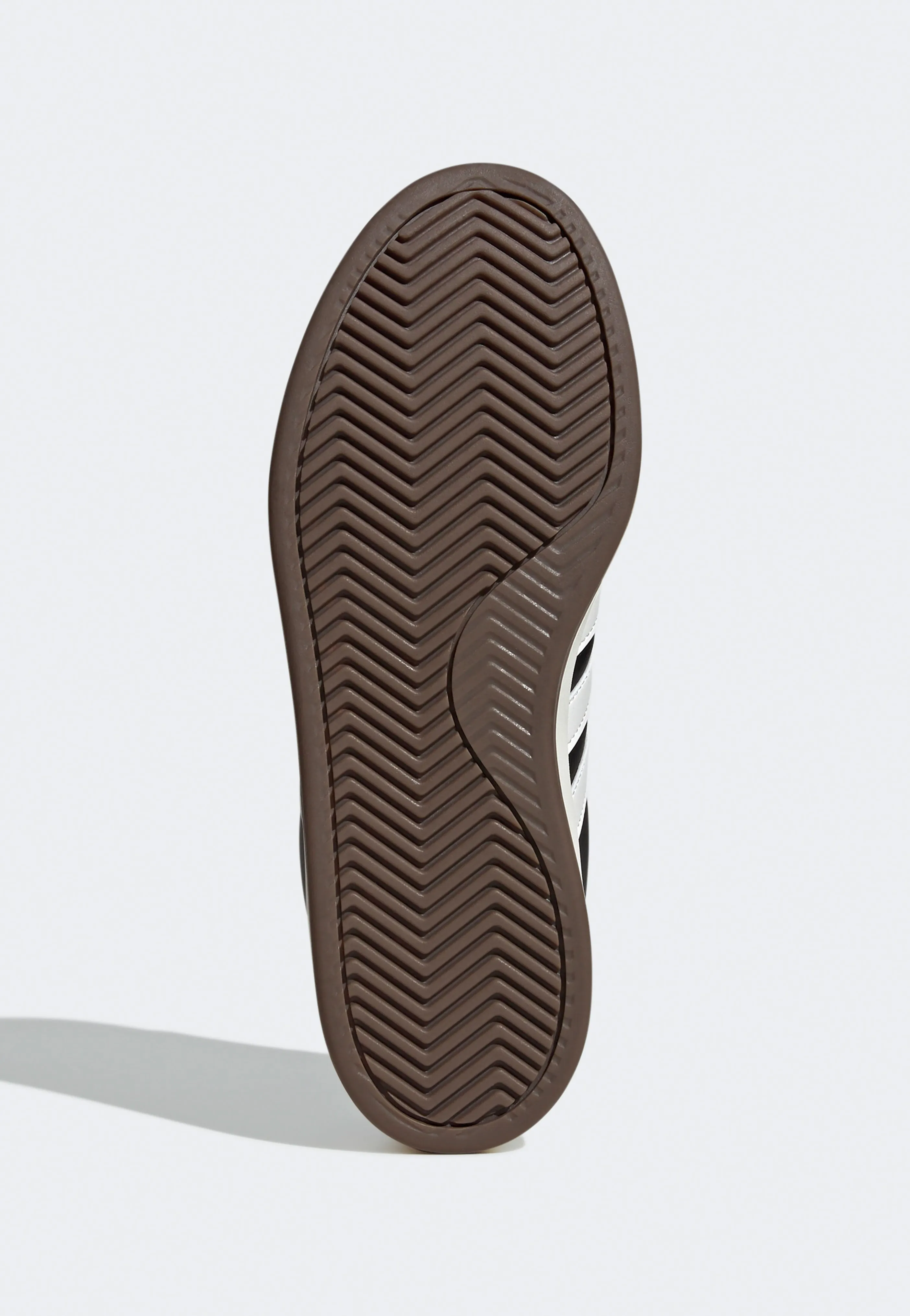 Adidas - Grand Court 2.0 Cblack/Owhite/Earstr - Shoes