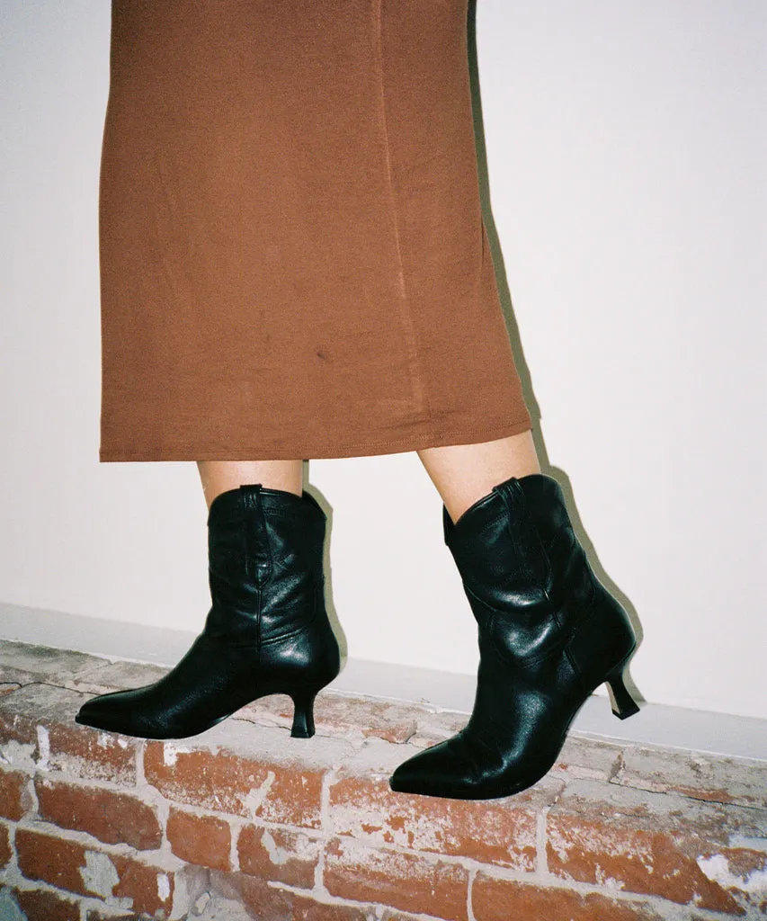 ANGEL BOOTIES BLACK LEATHER Dolce Vita