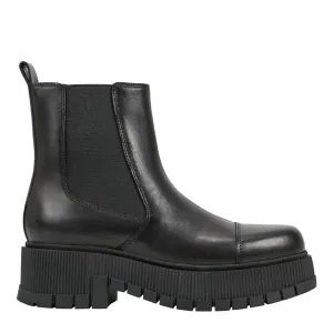Bermida Lug Sole Bootie
