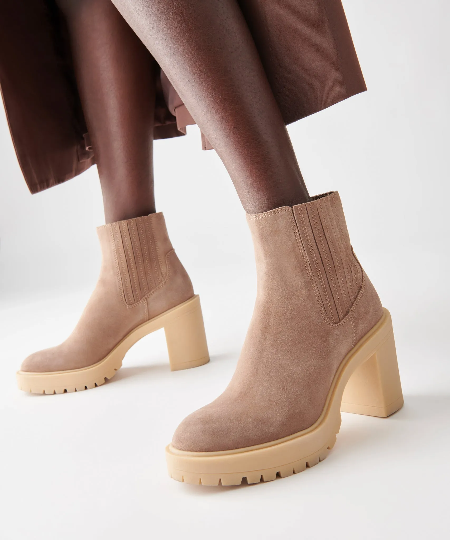 CASTER H2O BOOTIES MUSHROOM SUEDE Dolce Vita