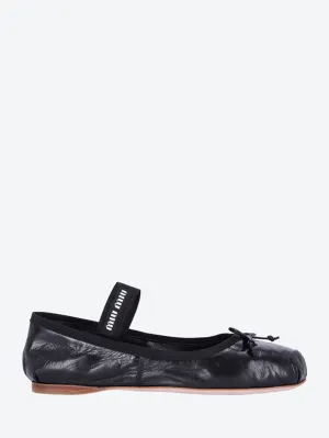 Leather ballerinas