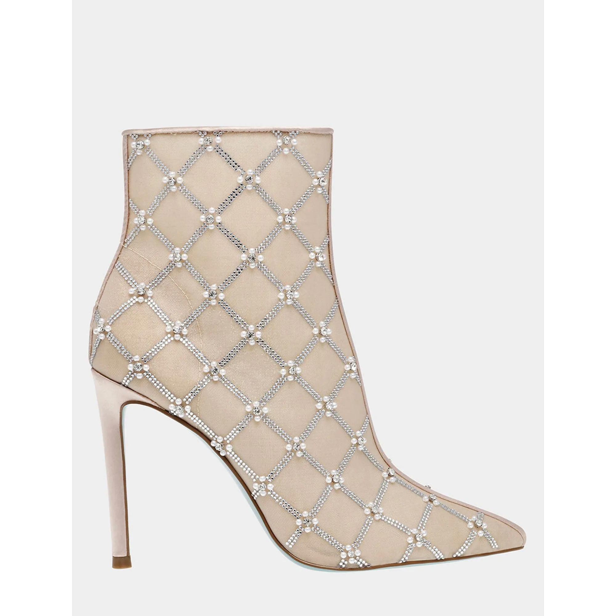 Reformation Larkk Nude